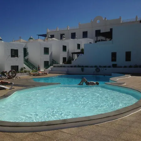 Daire Puerto Del Carmen Sleeps 4 With Pool And Wifi *